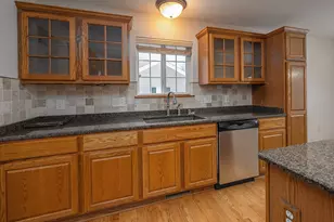 1632 Auburn Ct, Waukesha, WI 53189 - Photo 8