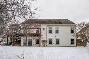 1632 Auburn Ct, Waukesha, WI 53189 - Photo 4