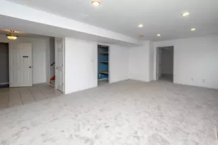 1632 Auburn Ct, Waukesha, WI 53189 - Photo 48