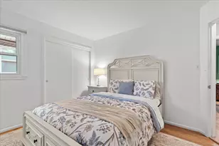 3731 W Bottsford Ave, Greenfield, WI 53221 - Photo 12