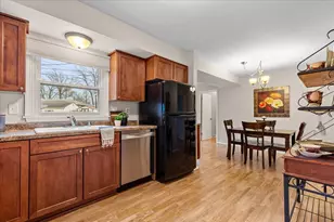 3731 W Bottsford Ave, Greenfield, WI 53221 - Photo 6