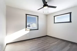 2201 Sierra Ave, Holmen, WI 54636 - Photo 24