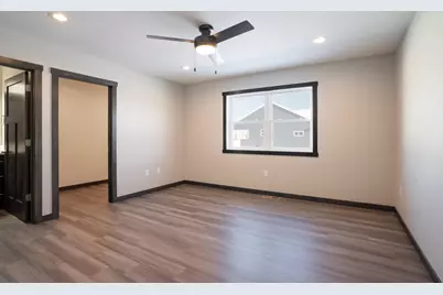 2201  Sierra Ave, Holmen, WI 54636 - Photo 16