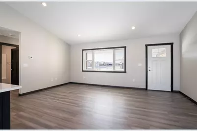 2201  Sierra Ave, Holmen, WI 54636 - Photo 4