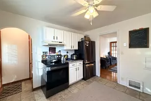 4014 Wright Ave, Racine, WI 53405 - Photo 6