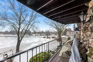 320 E Pleasant St, Oconomowoc, WI 53066 - Photo 12