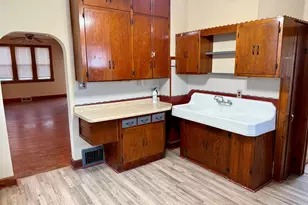 1310 Monroe Ave, South Milwaukee, WI 53172 - Photo 4