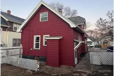 2951 N 57th St, Milwaukee, WI 53210 - Photo 4