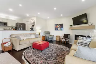 658 Geneva National Ave, Geneva, WI 53147 - Photo 8