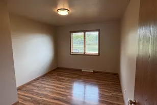 114 E Samz Rd, Mishicot, WI 54228 - Photo 10