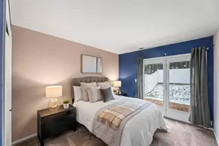 909 York Imperial Dr, Oconomowoc, WI 53066 - Photo 24