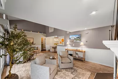 909  York Imperial Dr, Oconomowoc, WI 53066 - Photo 6