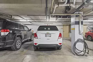 6100 W Stone Hedge Dr, Greenfield, WI 53220 - Photo 24