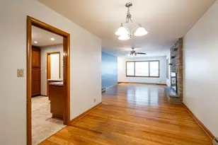 4520 N 109th St, Wauwatosa, WI 53225 - Photo 8