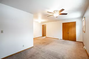 4520 N 109th St, Wauwatosa, WI 53225 - Photo 20