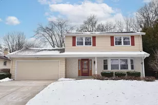 2925 N 120th St, Wauwatosa, WI 53222 - Photo 1