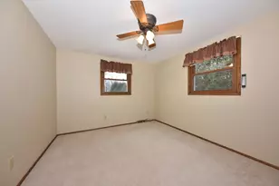2925 N 120th St, Wauwatosa, WI 53222 - Photo 22