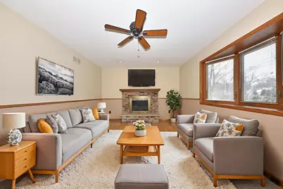 2925 N 120th St, Wauwatosa, WI 53222 - Photo 12