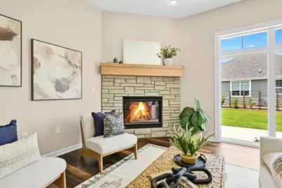 1320  Prairie Creek Cir #2, Oconomowoc, WI 53066 - Photo 14