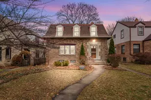 4522 N Marlborough Dr, Shorewood, WI 53211 - Photo 1