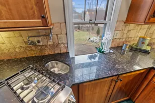 4522 N Marlborough Dr, Shorewood, WI 53211 - Photo 10