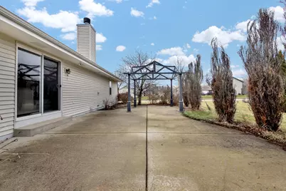 10393 S Katie Dr, Oak Creek, WI 53154 - Photo 24