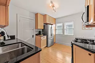 4518 N Woodburn St, Shorewood, WI 53211 - Photo 20