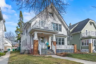 4518 N Woodburn St, Shorewood, WI 53211 - Photo 2