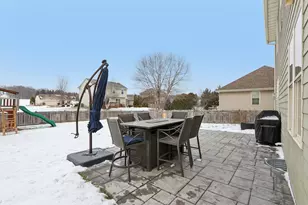 3810 Creekside Dr, Waukesha, WI 53189 - Photo 40