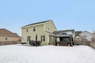 3810 Creekside Dr, Waukesha, WI 53189 - Photo 36