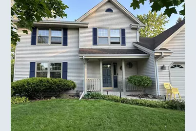 880  Uhen Ct, Burlington, WI 53105 - Photo 2