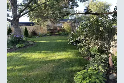 880  Uhen Ct, Burlington, WI 53105 - Photo 40