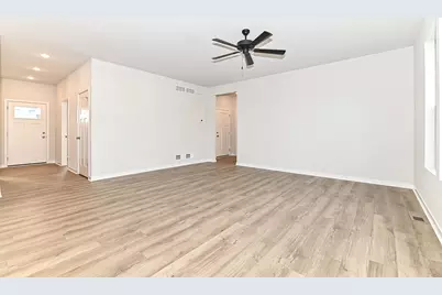 4330  20th St, Kenosha, WI 53144 - Photo 8