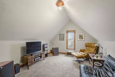 2523 S Austin St #2523A, Milwaukee, WI 53207 - Photo 12