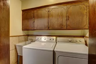 10939 W Coronado Ct, Franklin, WI 53132 - Photo 38