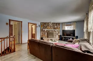 10939 W Coronado Ct, Franklin, WI 53132 - Photo 8