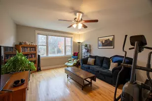 216 E Brown St, Milwaukee, WI 53212 - Photo 24