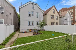 708 S 36th St, Milwaukee, WI 53215 - Photo 22
