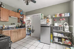 708 S 36th St, Milwaukee, WI 53215 - Photo 4