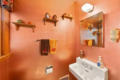 3722  Saint Clair St, Racine, WI 53402 - Photo 10