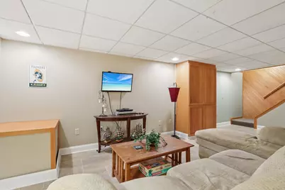 W224N2507  Ridgewood Ln, Pewaukee, WI 53186 - Photo 38