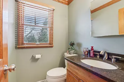 W224N2507  Ridgewood Ln, Pewaukee, WI 53186 - Photo 26