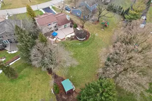 W224N2507 Ridgewood Ln, Pewaukee, WI 53186 - Photo 56