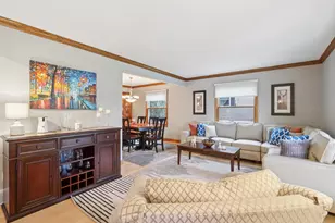 W224N2507 Ridgewood Ln, Pewaukee, WI 53186 - Photo 10