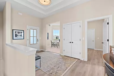 1382  Prairie Creek Cir #15D, Oconomowoc, WI 53066 - Photo 4