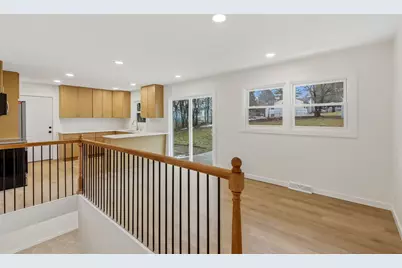 247 S 17th Ave, West Bend, WI 53095 - Photo 6