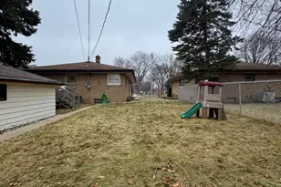 5245 N 83rd St, Milwaukee, WI 53218 - Photo 8