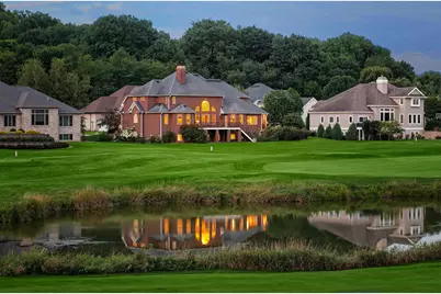 3312  Augusta Ln, Onalaska, WI 54650 - Photo 2