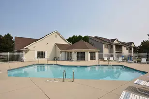 2175 Pine Ridge Ct, Grafton, WI 53024 - Photo 14