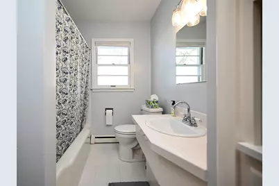 670  Sarnia St, Winona, MN 55987 - Photo 16